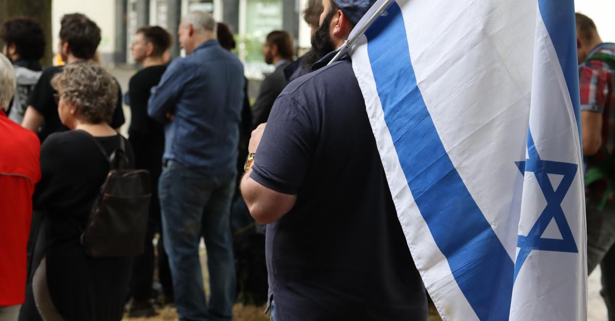 Demo Gegen Auftritt Von Lisa Fitz In Wetzlar