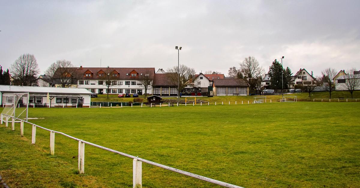 FC Schöffengrund startet Stickeralbum-Aktion für Kunstrasenplatz
