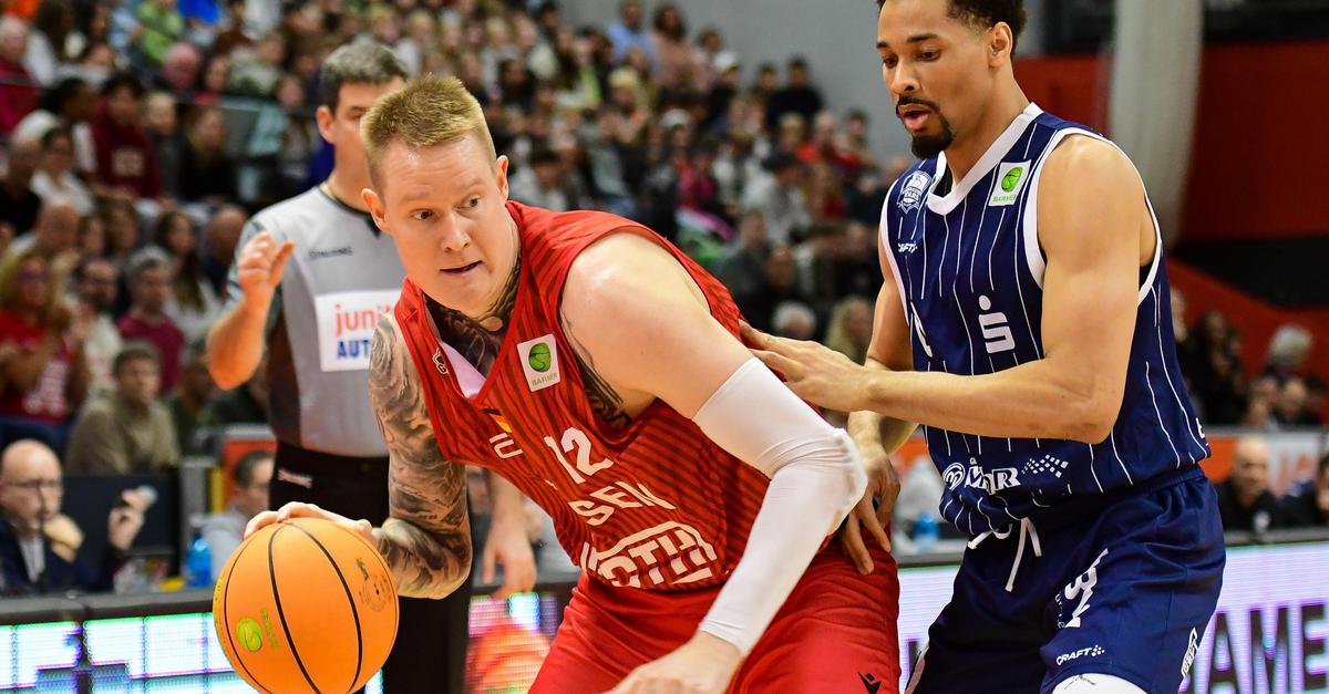 Zweitligist-Gie-en-46ers-rutscht-in-Koblenz-aus