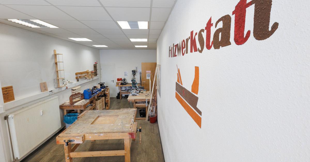 Reparieren statt wegwerfen im Repair Café: Wie Wetzlarer anderen helfen