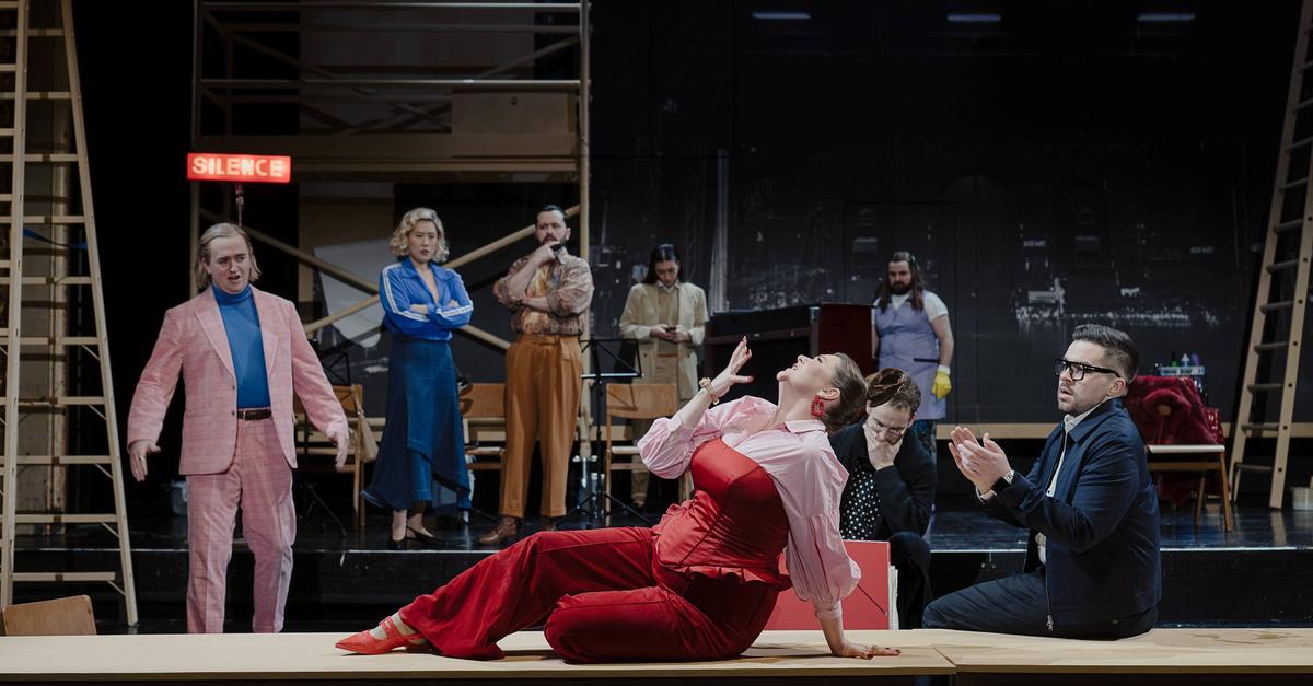 Opernabend-mit-Donizettis-La-mamma-in-Wiesbaden