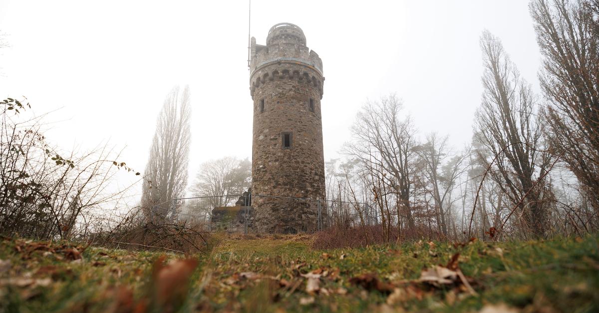 Wetzlar-gibt-alten-Bismarckturm-in-neue-H-nde