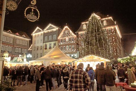 Lange auf dem Marktplatz – zuletzt aber im Stadtpark: der Herborner Weihnachtsmarkt.