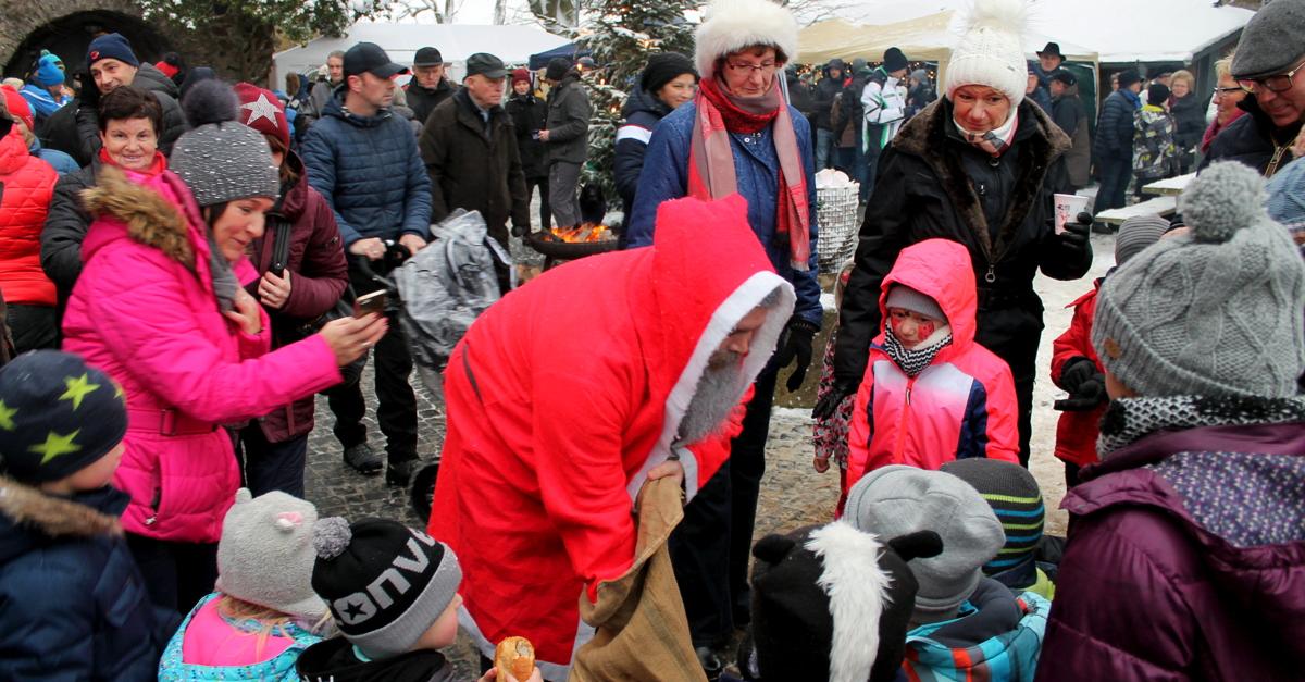 Weihnachtsmarkt-kehrt-zur-ck-auf-die-Burg-Hohensolms