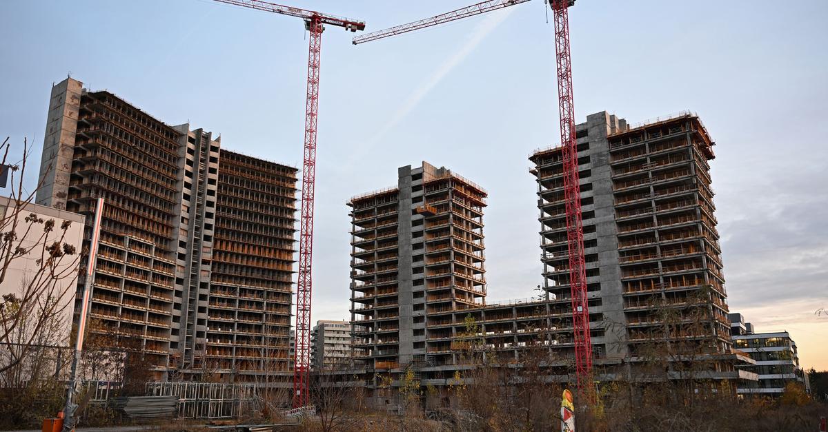 Abriss-Neubau-gr-ne-Fassaden-Frankfurts-neue-Stadtteile