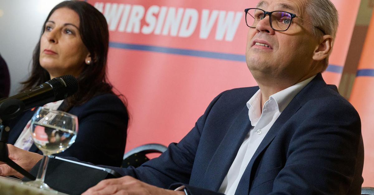 IG Metall stellt VW Ultimatum - und droht mit Arbeitskampf