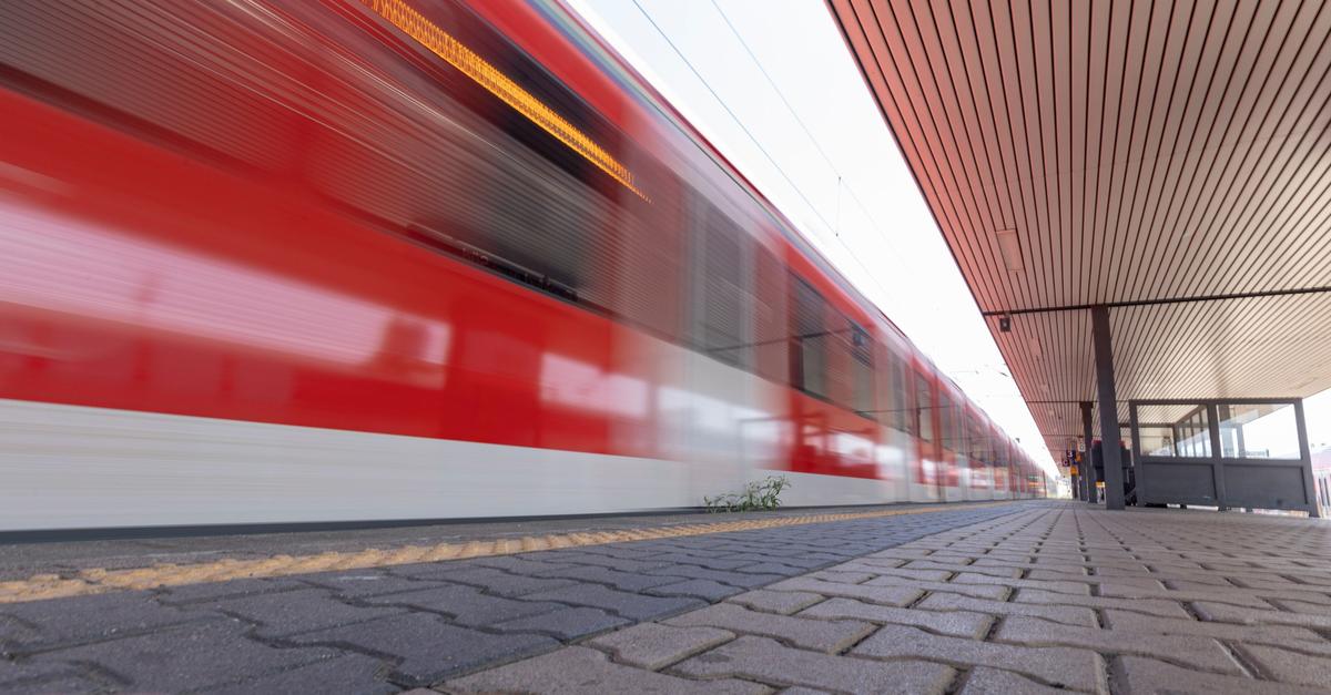 S-Bahn-zwischen-Frankfurt-und-Taunus-f-hrt-wieder-regul-r