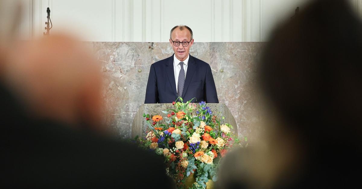 Merz-w-rdigt-verstorbenen-Bankier-Friedrich-von-Metzler