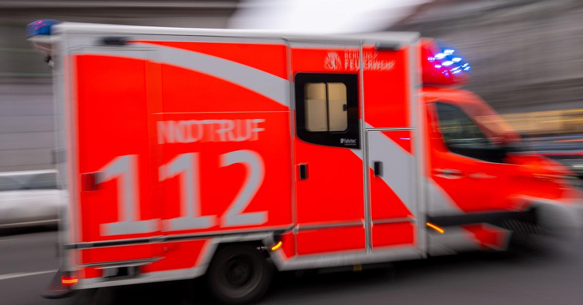 Zwei Verletzte bei Autounfall auf B255 in Mittenaar