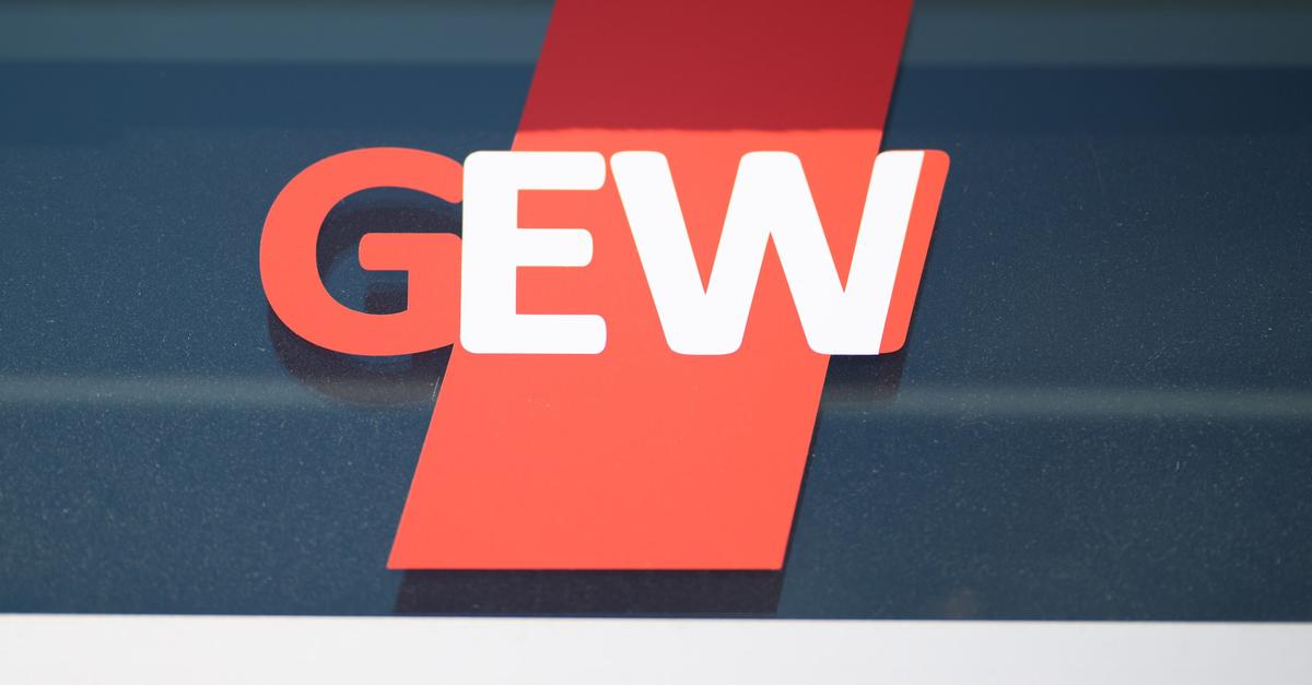 Junge-Lehrer-Das-wird-die-schlimmste-Zeit-Deines-Lebens-