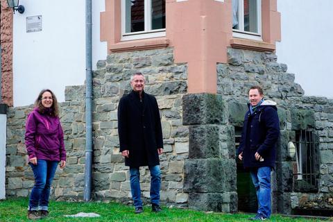 Katharina Michael (von links), Stefan Göldner und Dominic Anné kandidieren für den Ortsbeirat. Foto: Constanze Urbano 