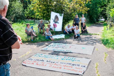 Nach wie vor gibt es Diskussionen und Proteste zum geplanten Neubaugebiet "In der Roos" in Rödgen. Archivfoto: Jung 