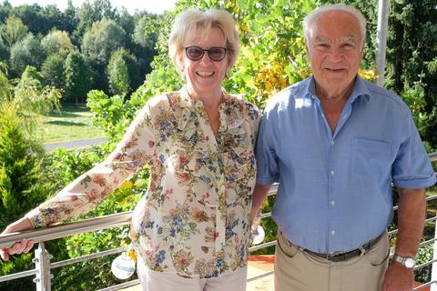 Marlene und Karl Heller sind seit 60 Jahren verheiratet. Foto: Jung