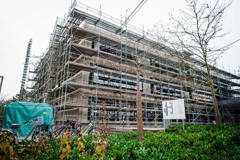 Die Arbeiten an der Ostschule laufen seit Anfang des Jahres. Foto: Friese 