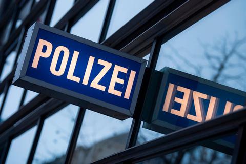 Bei der Polizei Frankfurt sind bereits über 40 so genannte Super-Recogniser im Einsatz, also Ermittler mit ganz besonderen Fähigkeiten. Demnächst soll es sie in ganz Hessen geben. Symbolfoto: dpa  