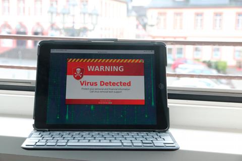 Hacker legen fremde Netzwerke immer wieder lahm. Die Sicherheitsstandards in Weilburg und im Landkreis werden ständig aktualisiert und auf den neuesten Stand gebracht, sagen die Verantwortlichen.  Foto: Jürgen Vetter 