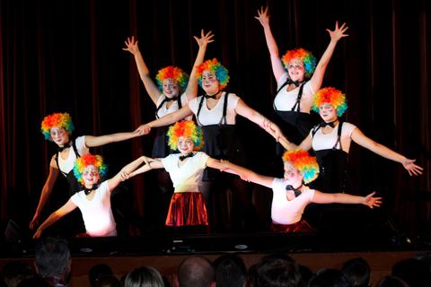 Mit der Big Band aus Limburg: Clowns, Tiere und Akrobaten werden den "Zirkus Musicus" aufmischen. Foto: Pinocchio-Verein 
