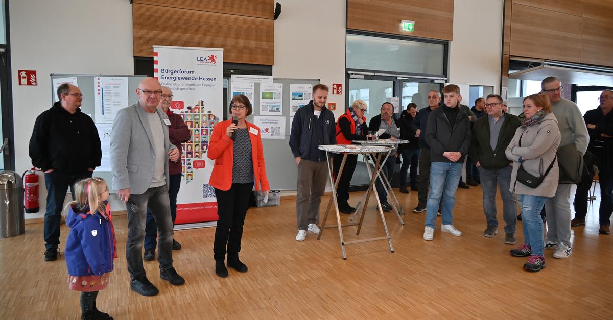 windkraft-in-l-hnberg-informationsm-rkte-kl-ren-b-rger-auf