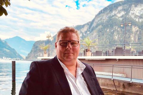 Am Vierwaldstättersee im Herzen der Schweizer Alpen entspannt Alexander Pfeiffer in seinem Urlaub gern mit der Familie.  Foto: Familie Pfeiffer 