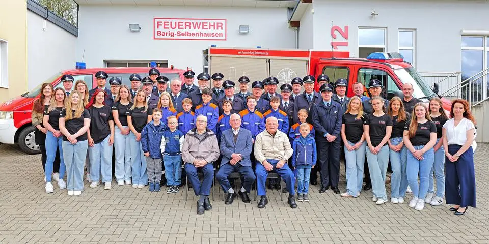 Die Freiwillige Feuerwehr Barig-Selbenhausen feiert 100-jähriges Bestehen. Im Jubiläumsjahr präsentieren sich alle Abteilungen. © Feuerwehr