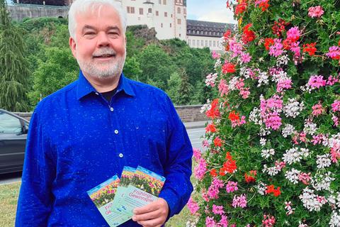 Wolfgang Eck erläutert im Interview, was es mit dem Gewinnspiel der WWW auf sich hat. Foto: Sabine Gorenflo 