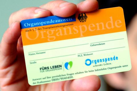 Organspende - viele haben Angst vor dem Thema. Aufklärung, wie in Weilburg, kann helfen. Caroline Seidel/dpa