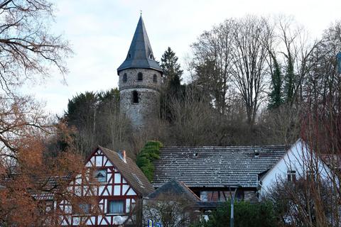 Weilmünster hat viele schöne Ecken, wie hier zu sehen, den Kirberg, doch im Ortskern macht sich ein Rückgang des Einzelhandels bemerkbar.  Foto: Margit Bach 