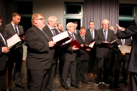 Der MGV Lixfeld hat allen Grund zur Freude: In den vergangenen Wochen haben sieben neue Sänger den Weg in den Chor gefunden. © Sascha Valentin