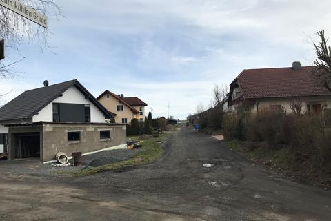 Die Erschließung im Baugebiet „Zum kühlen Grund“ steht noch aus: Die Anwohner befürchten, dass hohe Kosten auf sie zukommen.
