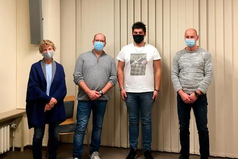 Waltraud Riehl (v.l.), Thorsten Grob, Timo Bernhardt und Jens Assmann kandidieren für den Ortsbeirat in Dernbach. Foto: Peter Piplies 