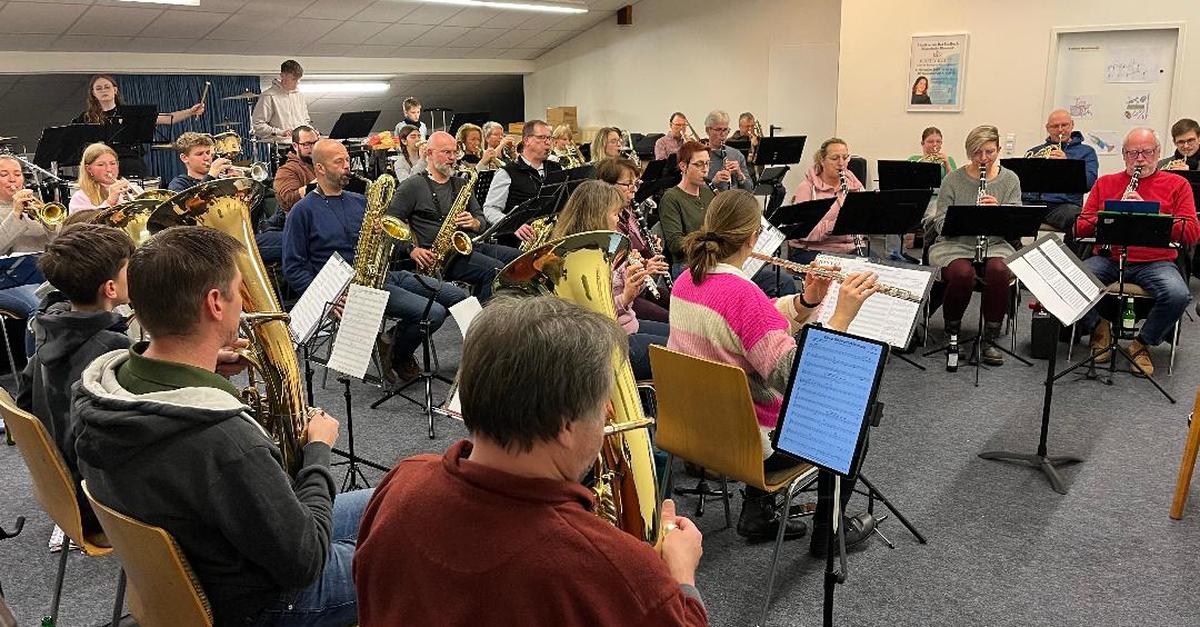 Musikverein-Bad-Endbach-l-dt-zum-Adventskonzert-ein