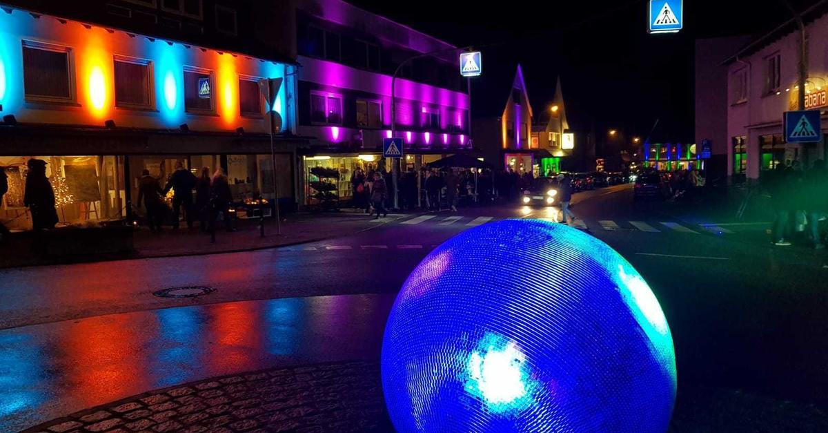 Wallauer Gewerbeverein verabschiedet sich mit einem letzten Lichtermeer ...