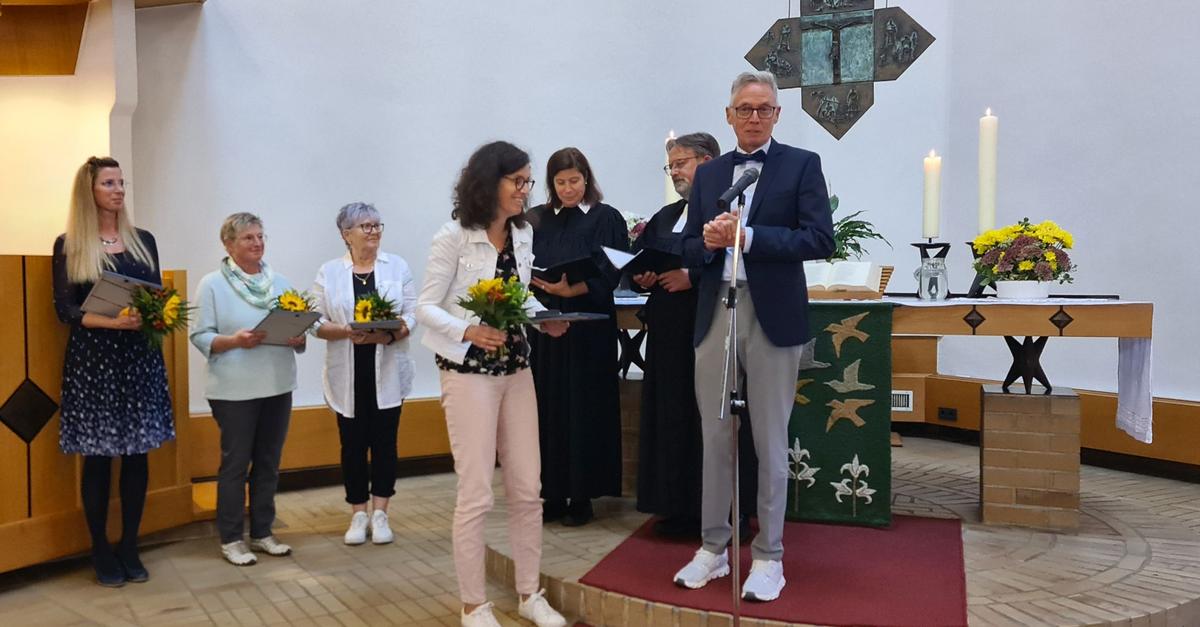 Verdiente-Mitarbeiterinnen-der-Diakonie-in-Biedenkopf-geehrt