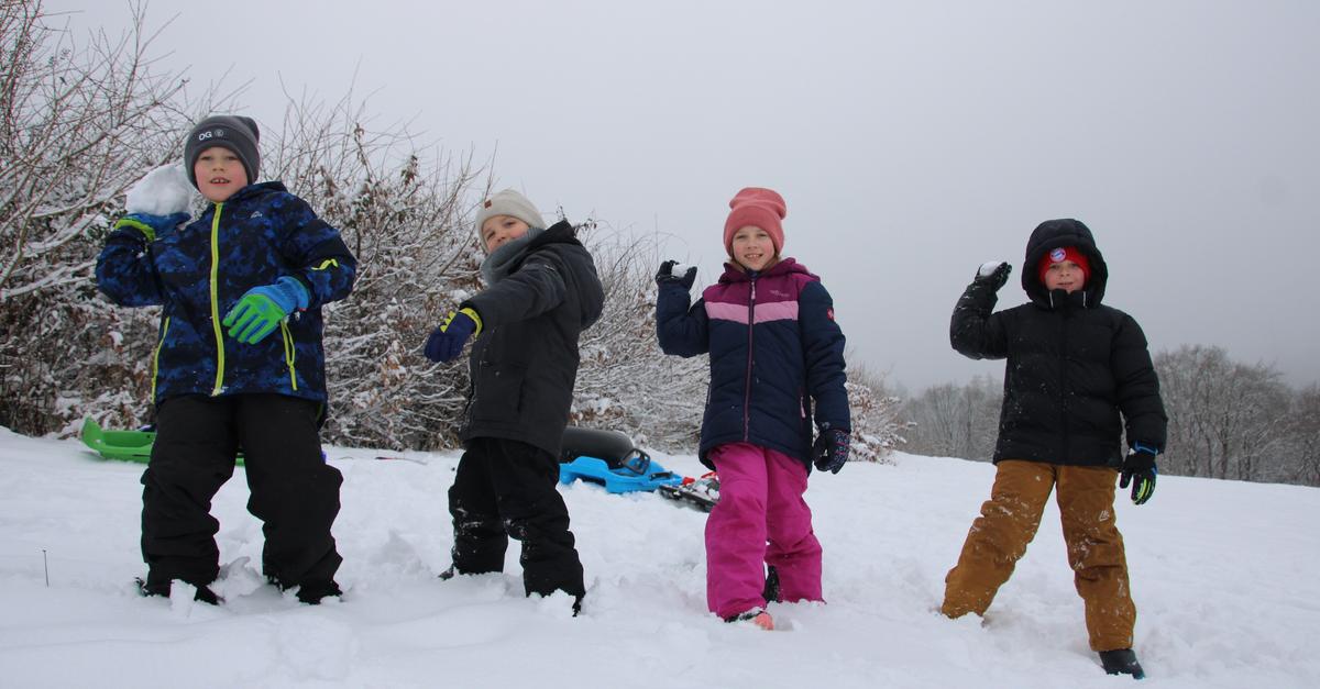 Winterspa-im-Hinterland-Schnee-freut-Kinder-und-Skiclubs