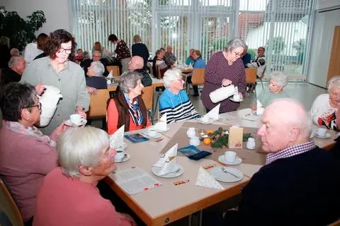 senioren-feiern-in-wiesenbach-gemeinsam-den-advent