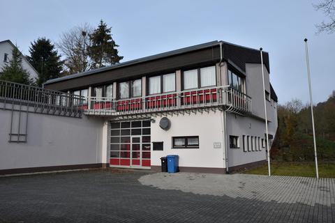 Das Feuerwehrgerätehaus in Achenbach soll umgebaut werden, voraussichtlich im nächsten Jahr. © Mark Adel
