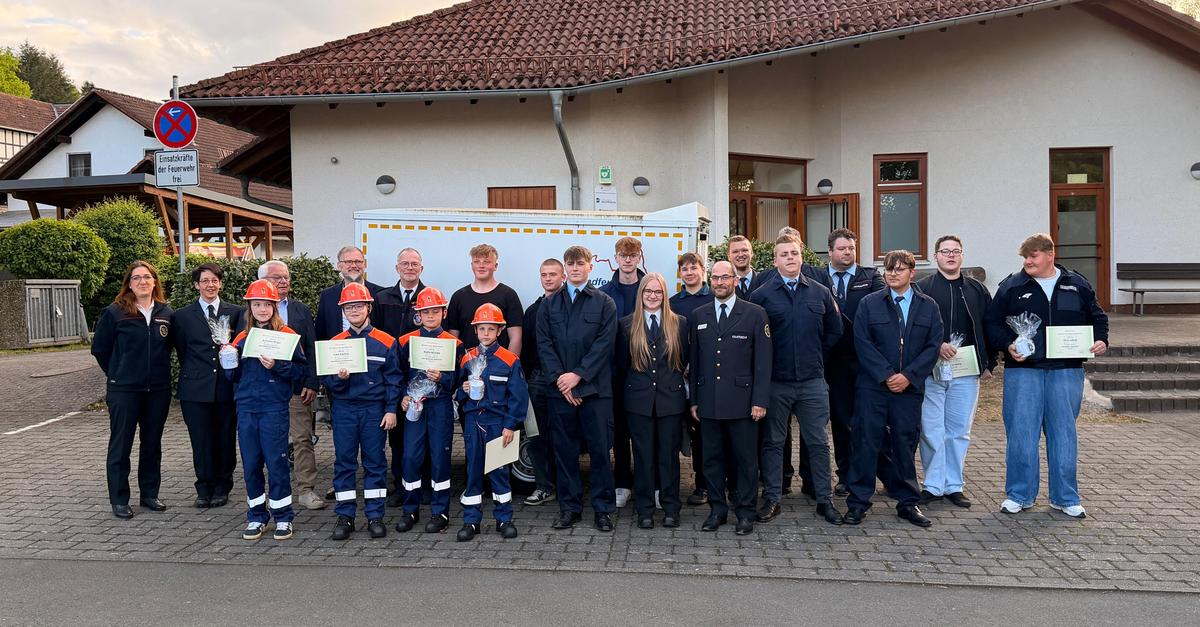 Dautphetaler-Feuerwehr-sichert-mit-Jugendwehr-die-Zukunft