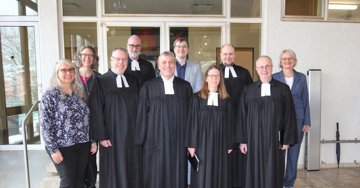 Dekan-Friedrich-f-hrt-drei-erfahrene-Neue-ein