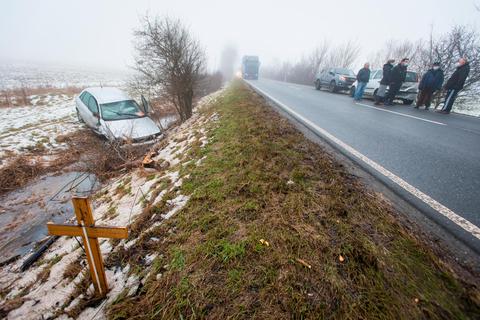 Drei Verletzte Nach Schwerem Unfall Auf Der B62