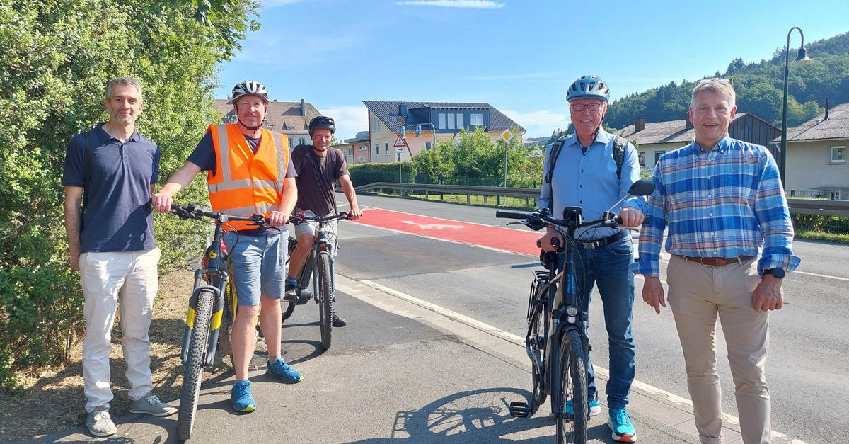 Sichere-Querungshilfe-f-r-Radfahrer-in-Gladenbach