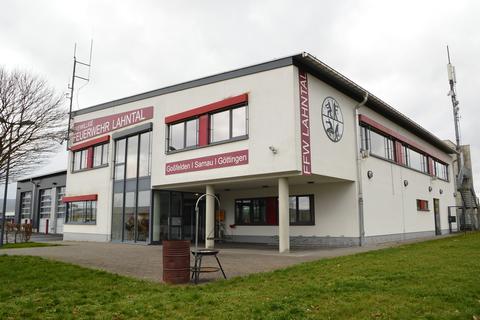 In das Feuerwehrhaus der Feuerwehr Goßfelden/Sarnau/Göttingen zieht der Rettungsdienst Mittelhessen mit ein – zunächst aber nur für zwei Jahre.