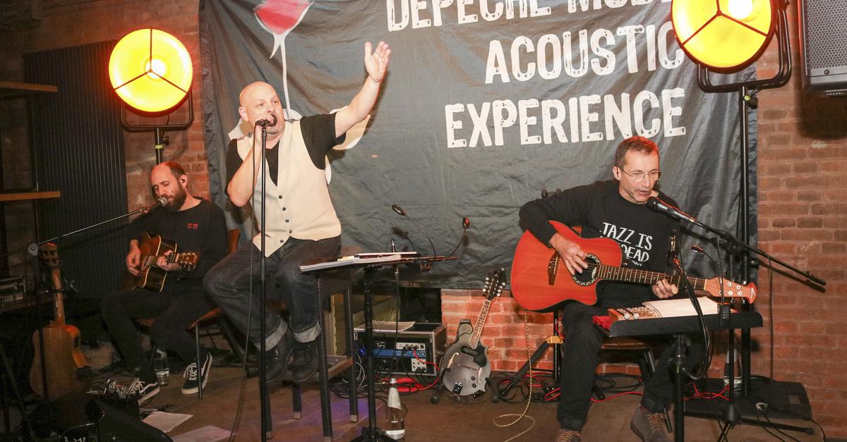 „Depeche Mode Acoustic Experience“ live in Fronhausen hören