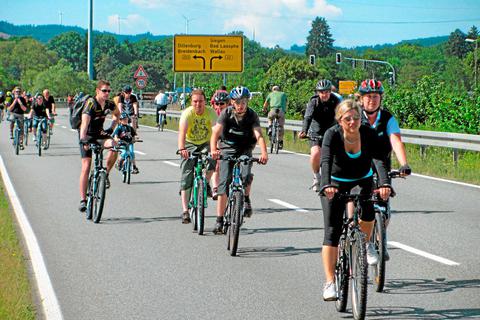 Sieben Jahre lang war Pause: Bis 2011 hatte "Lahntal total" regelmäßig Tausende Radler gelockt. Unser Bild stammt aus dem Jahr 2009 und entstand nahe Caldern. Archivfoto: Sascha Valentin 