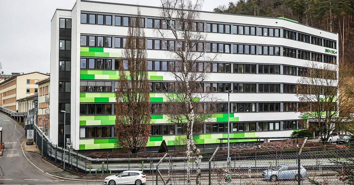 Harsche Kritik: „Biontech lässt Beschäftigte fallen wie eine heiße ...