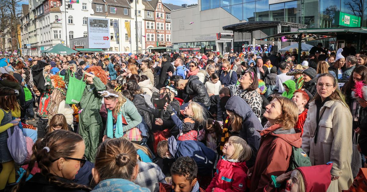 Marburger-Rosenmontag-ohne-Umzug-sorgt-f-r-Kritik
