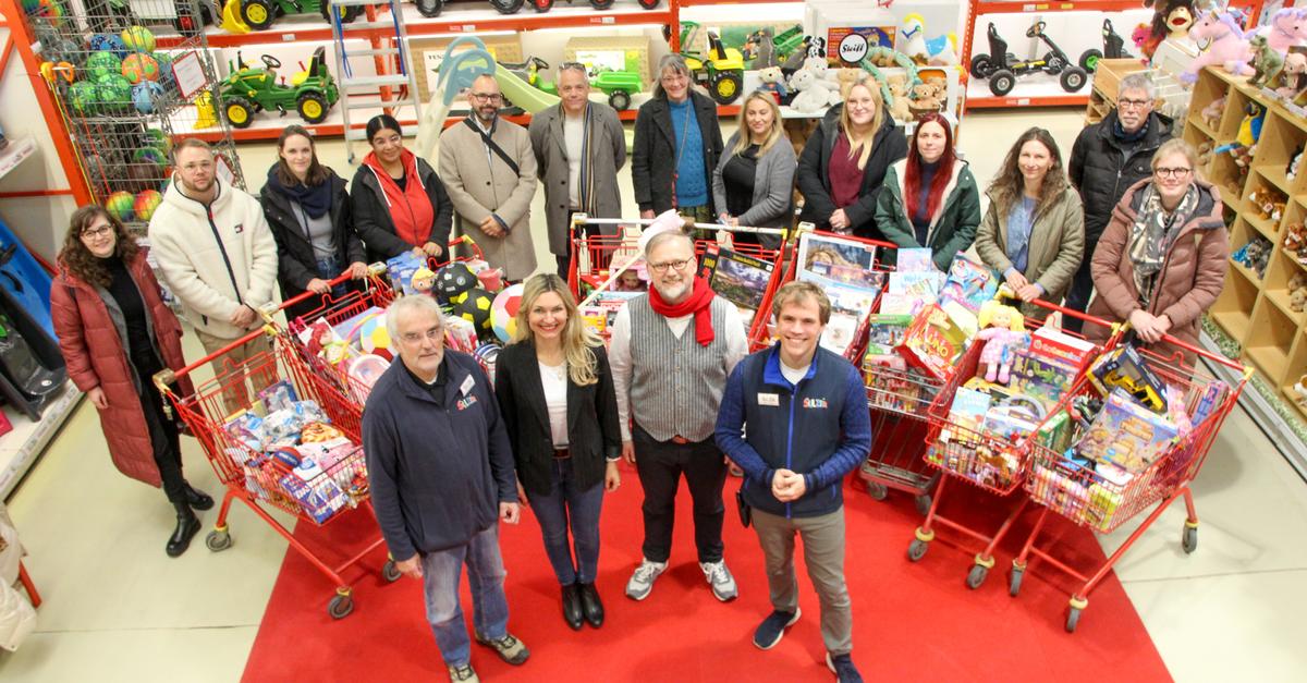 Spielwarenh-ndler-erf-llt-mit-Spende-Kinderw-nsche