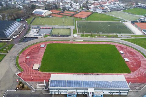 Ein Blick aus der Luft auf die Sportstätten rund um das Georg-Gassmann-Stadion. Die Stadt plant Umbauten.