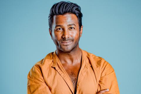 Der Entertainer, Motivations- und Lifecoach Biyon Kattilathu kommt mit seinem Programm „Lebe.Liebe.Lache“ am Sonntag, 29. Oktober, nach Marburg. 