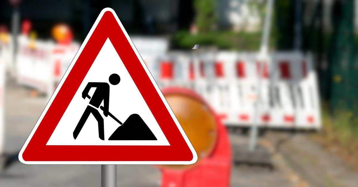 Verkehrssicherungsarbeiten-am-Waldrand-in-Bonbaden