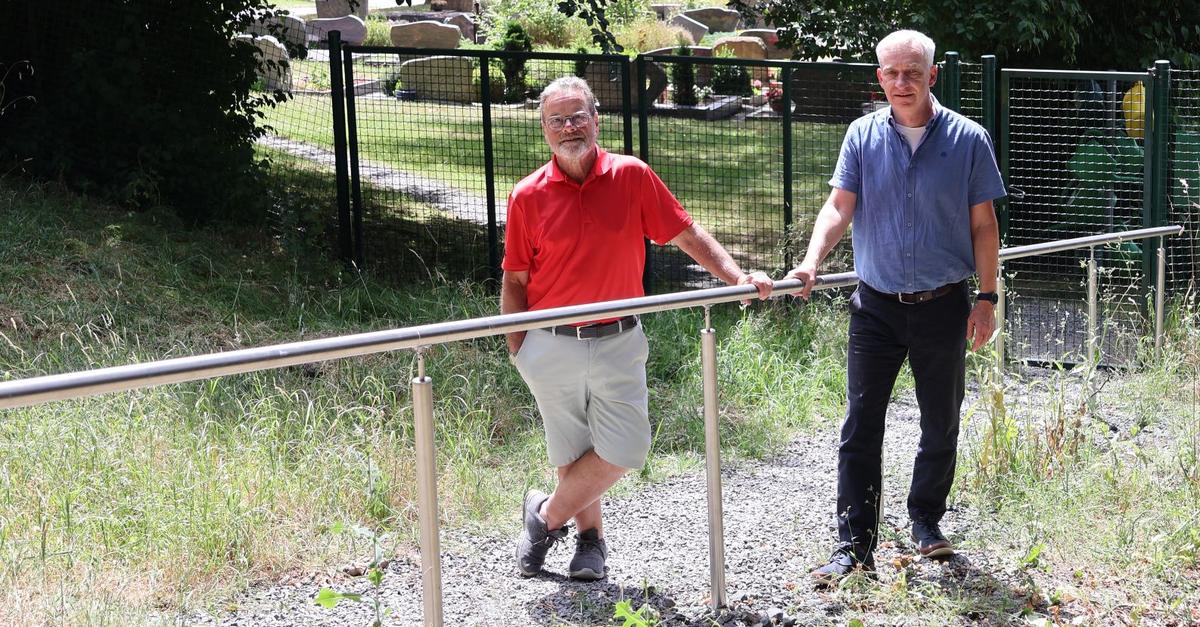Neues-Gel-nder-f-r-st-dtischen-Friedhof-in-Bad-Laasphe